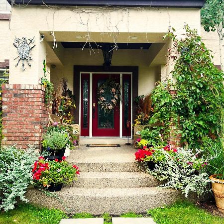 Wolf Creek Bed And Breakfast Ponoka Εξωτερικό φωτογραφία