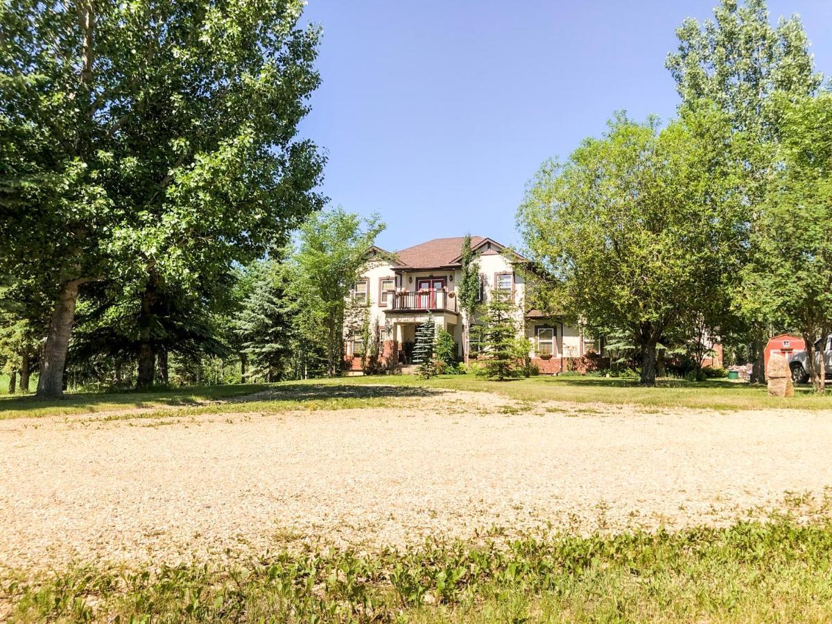 Wolf Creek Bed And Breakfast Ponoka Εξωτερικό φωτογραφία