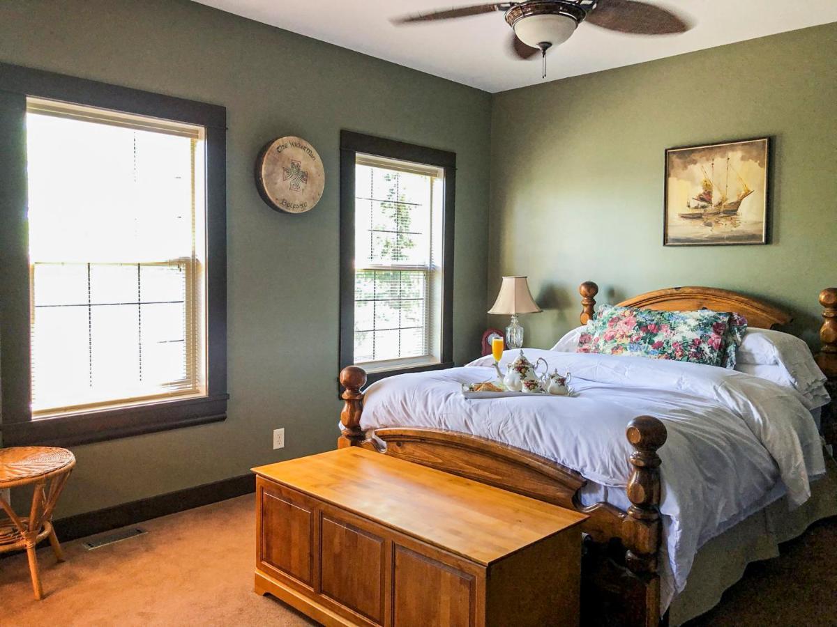 Wolf Creek Bed And Breakfast Ponoka Εξωτερικό φωτογραφία