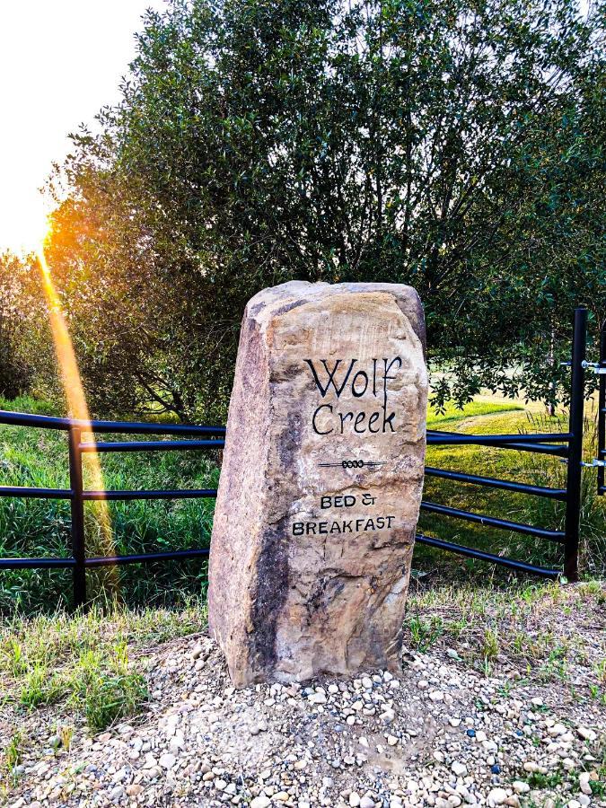 Wolf Creek Bed And Breakfast Ponoka Εξωτερικό φωτογραφία