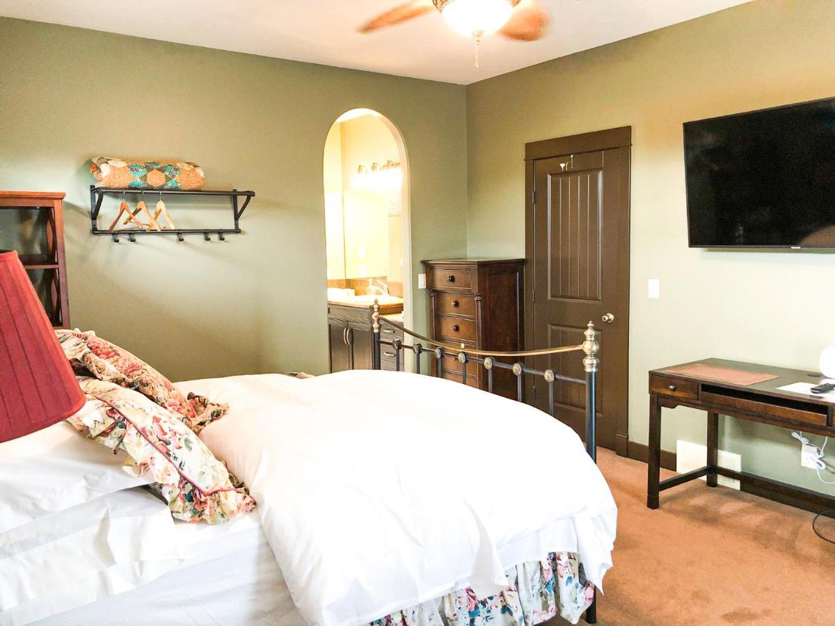 Wolf Creek Bed And Breakfast Ponoka Εξωτερικό φωτογραφία