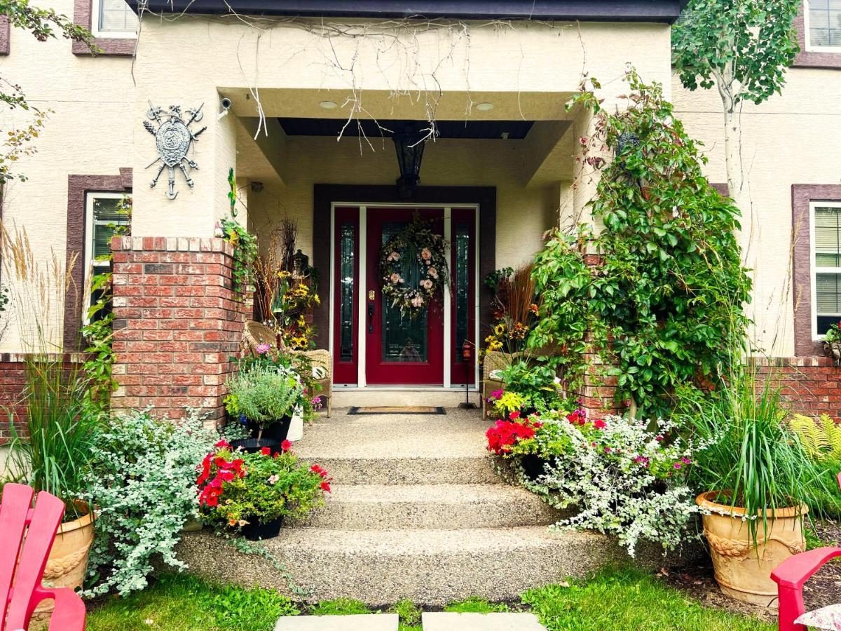 Wolf Creek Bed And Breakfast Ponoka Εξωτερικό φωτογραφία